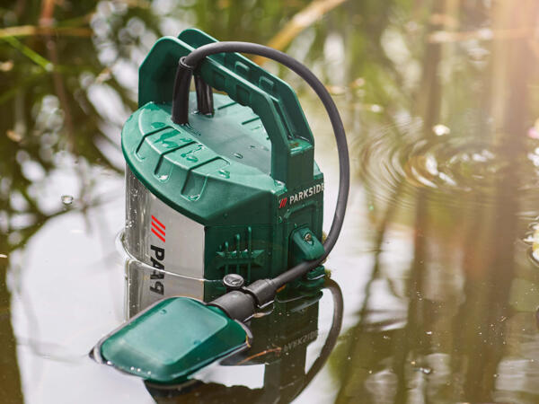 Pompe submersible pour les eaux usées