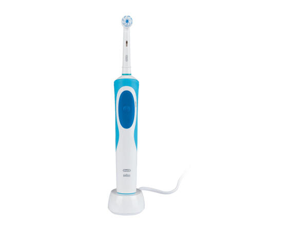 Oral-B Pro 2 2500 Electric Tooth brush with Travel Case