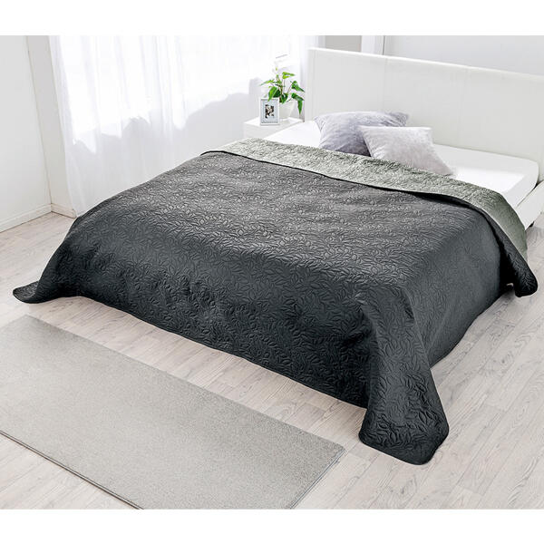 Bett- und Sofaüberwurf
