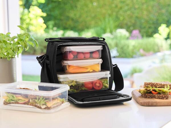 Cool bag with lunch boxes