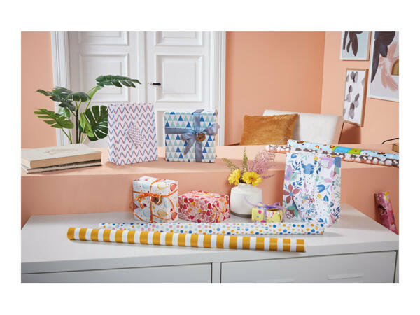 Melinera Wrapping Paper