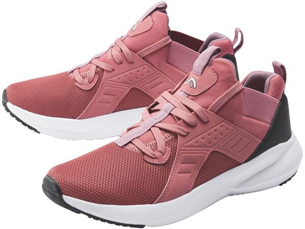 Ladies' trainers
