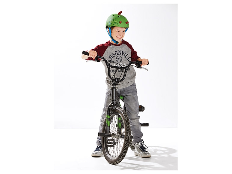 CRIVIT PRO Kids' Cycling Helmet - Lidl - Great Britain - Specials archive