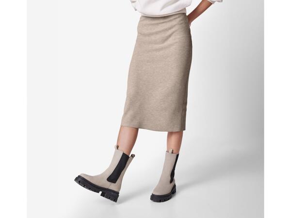 Ladies' Knitted Skirt
