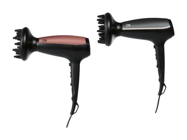 Sèche-cheveux à technologie ionique