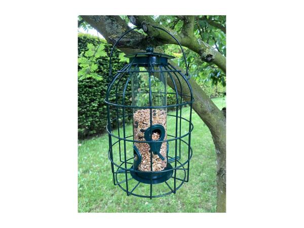 Oakdale Squirrel Resistant Bird Seed Feeder