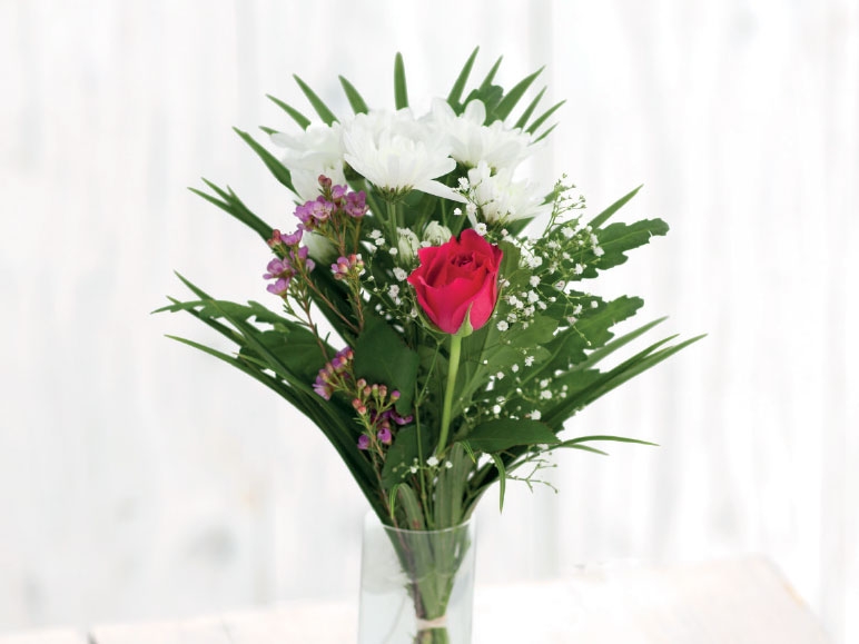 Pretty in Pink Posy
