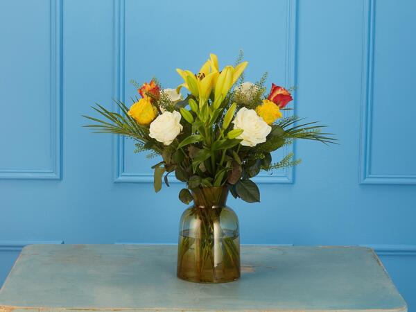 Deluxe Rose & Lily Bouquet