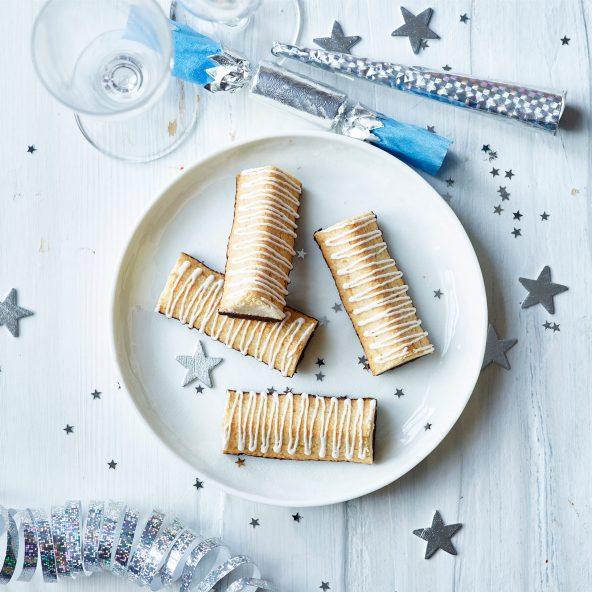 Kransekager eller petit fours