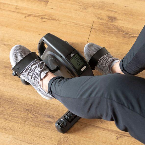 CRANE(R) 				Arm- und Beintrainer