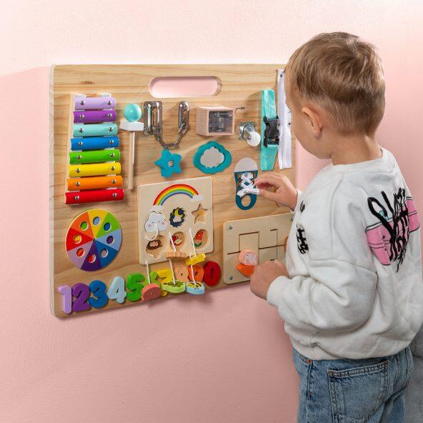 PLAYLAND(R) 				Holz-Sensoriktafel