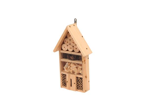 Insect Hotel/Bird Feeder