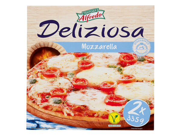 Pizza mozzarella cuite sur pierre