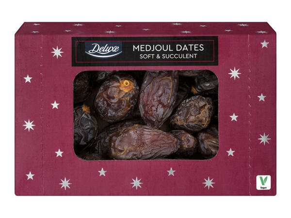Deluxe Medjoul Dates