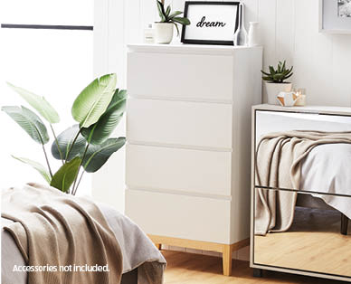 Chest of 4 Drawers