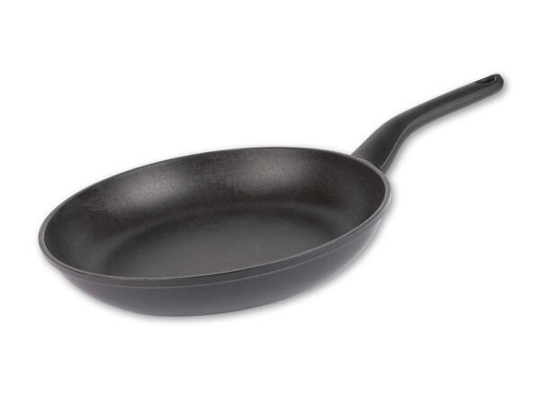 ERNESTO(R) Pande af støbt aluminium