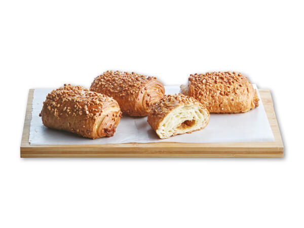 Pain au Dulce de Leche