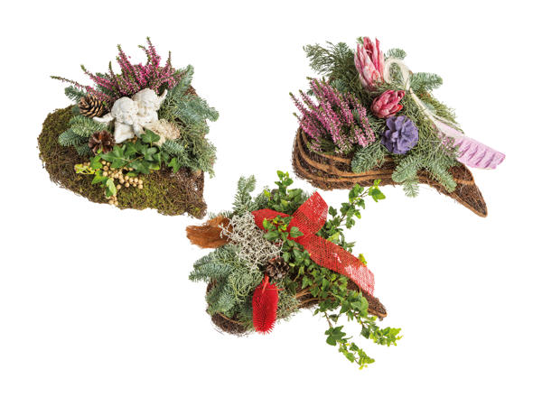 Ornement pour urne avec plantes en forme de cœur