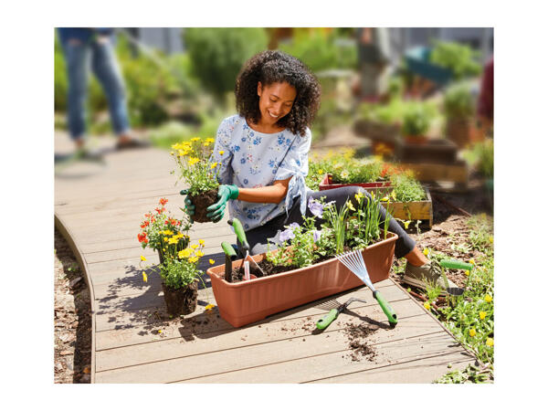 Parkside Flower Box with Water Reservoir