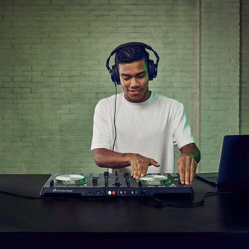 THE NEXT BEAT By Tiësto LX1