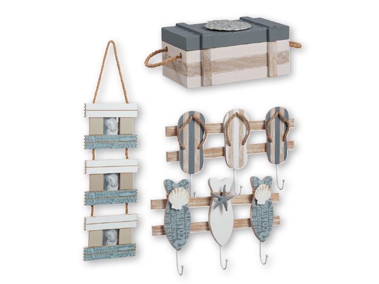 Melinera(R) Picture Frames/Mini Chest