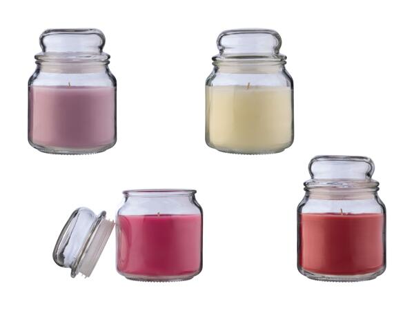 Bougie parfumée dans un verre