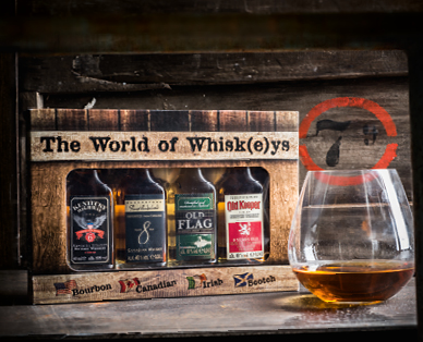 Set di bottiglie di whisky