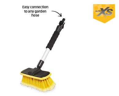 Flow-Thru Car Cleaning Brush