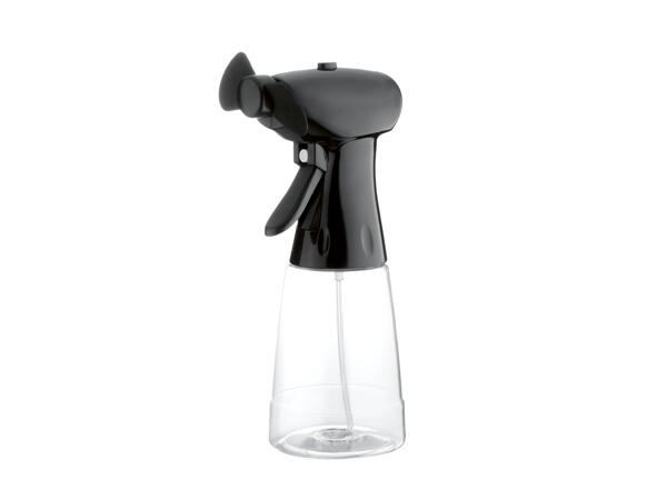 Mini Fan with Water Sprayer