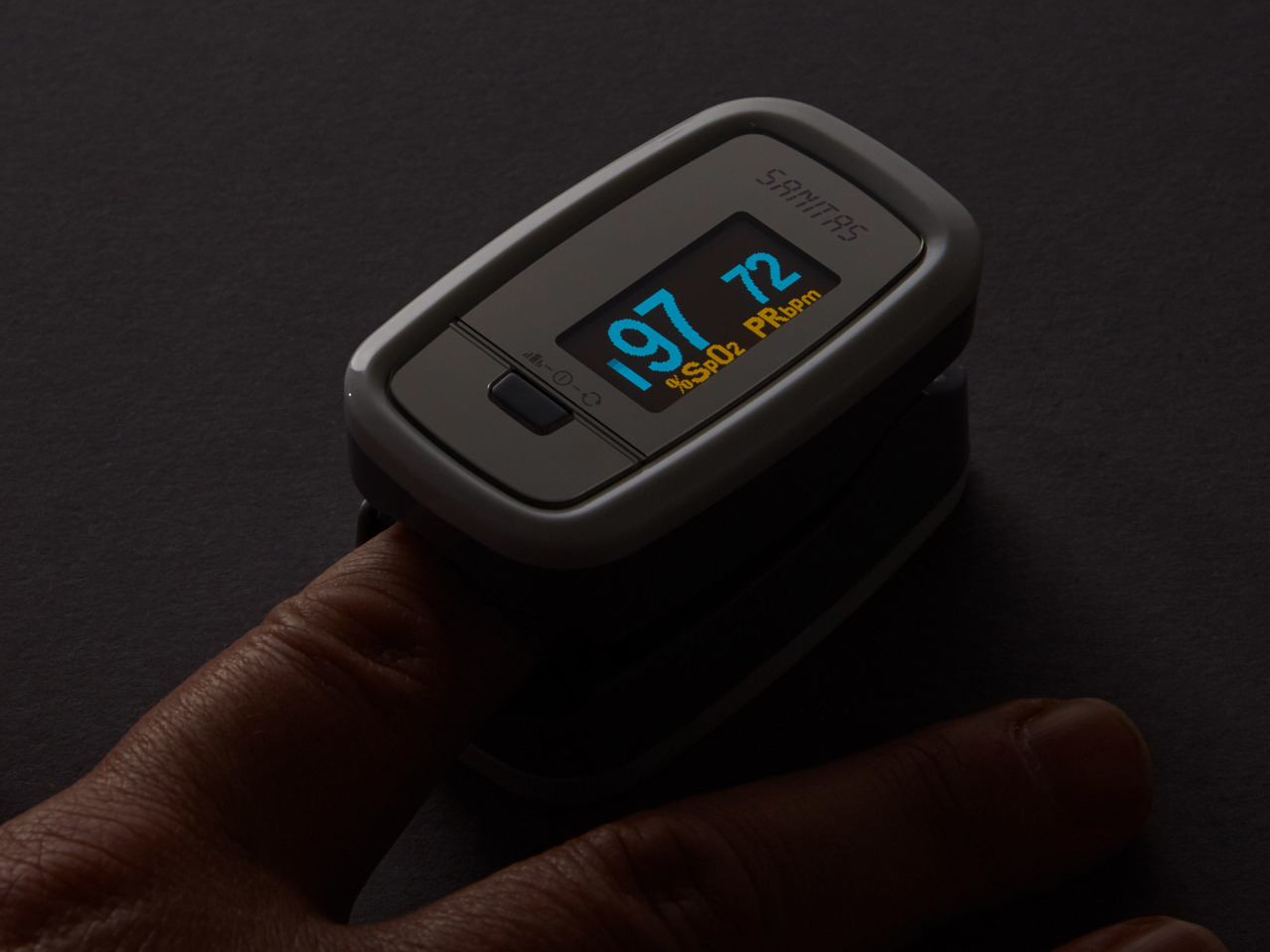 SANITAS Pulse Oximeter