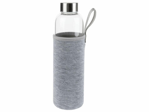Vattenflaska i glas