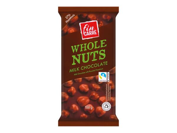 MLÉČNÁ ČOKOLÁDA S CELÝMI OŘECHY