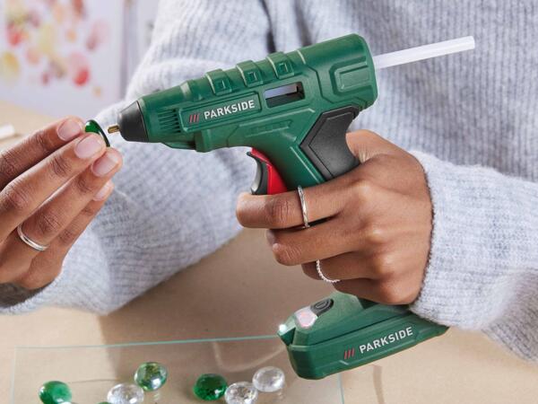 Pistolet à colle sans fil 4 V
