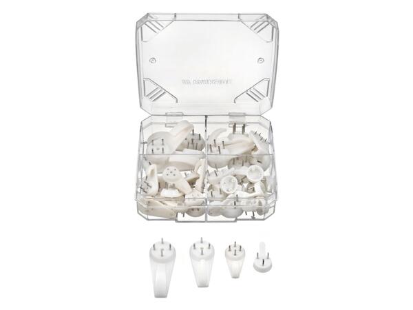Hooks & Wall Plug Set