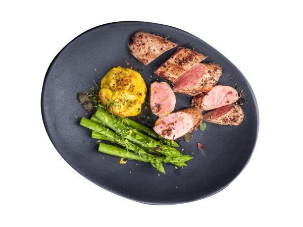 Frische Schweinefilets im Doppelpack