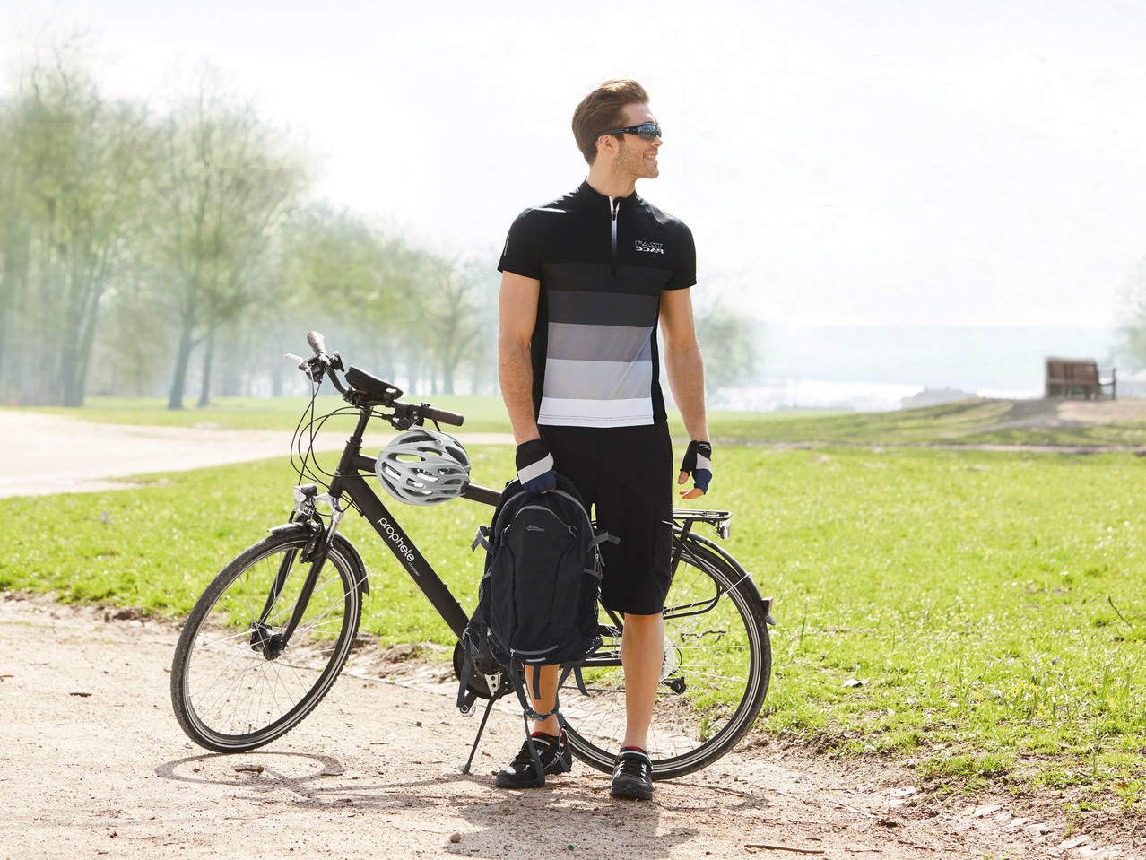 Crivit Men's Cycling Jersey1