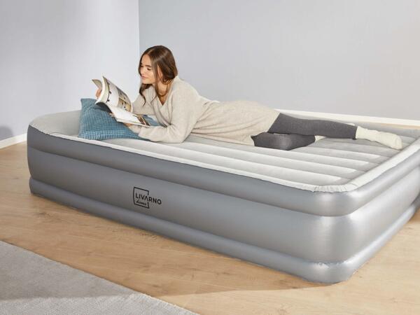 Air Bed with Pump