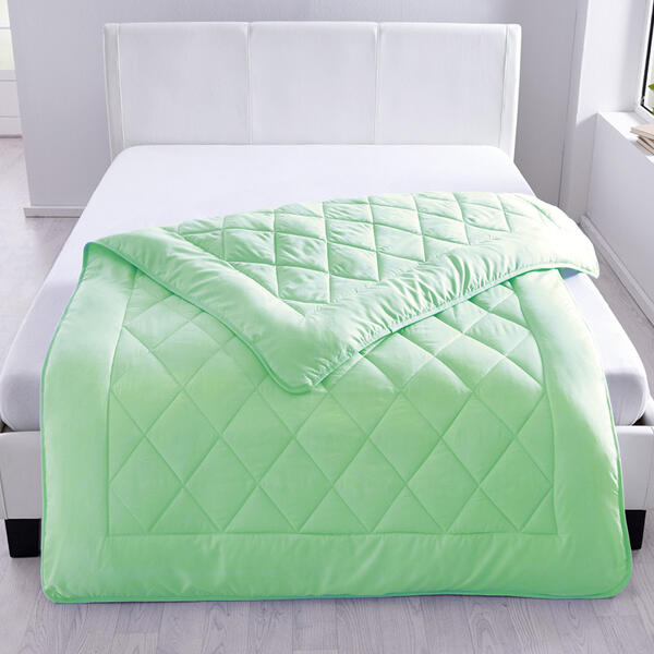 Sommer-Leichtsteppbett