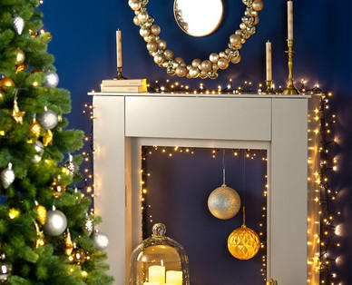 Weihnachtliche Kugelgirlande