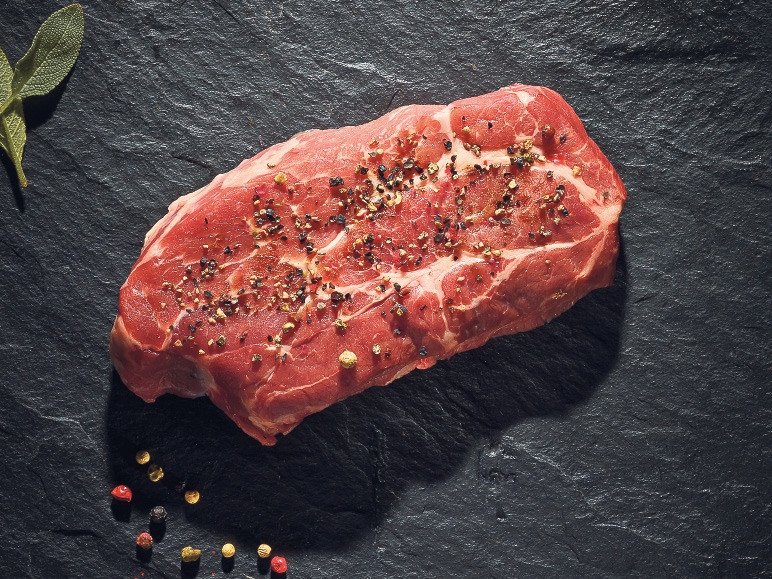 Steak de cou de porc épicés rustico