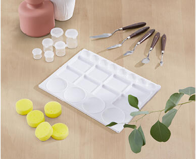 Paint Accessories – Knife, Palette