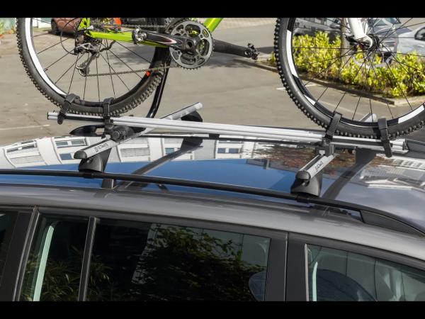 Car Roof Bars