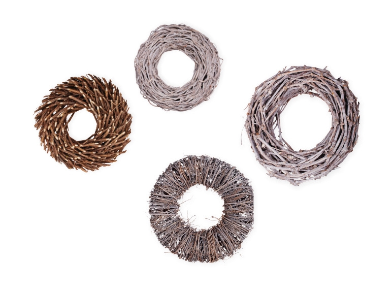 Melinera(R) Natural Wreaths