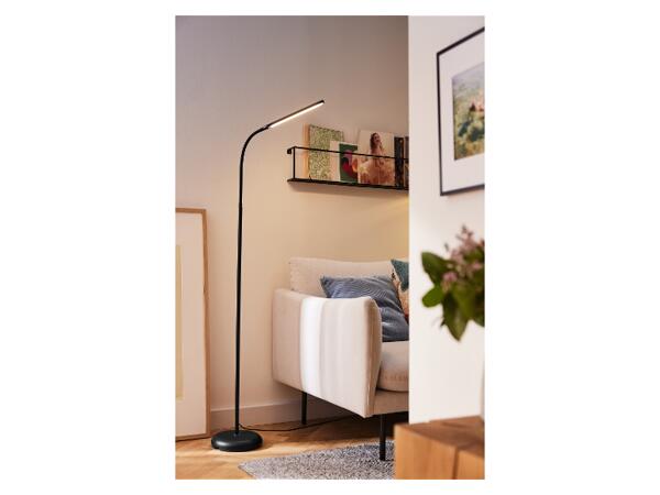 Stojací LED lampa