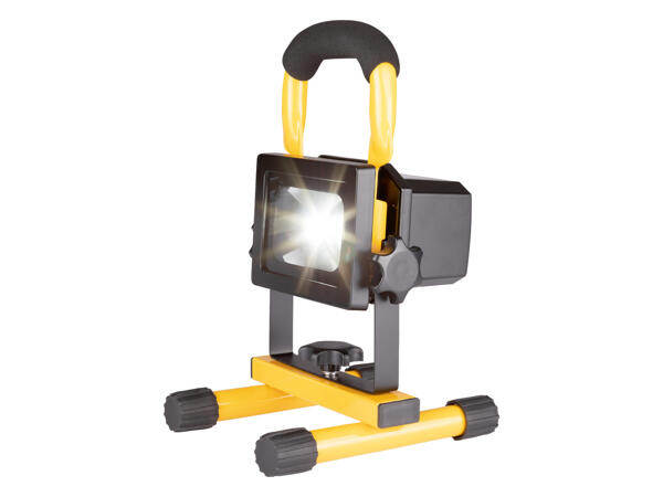 AKU LED REFLEKTOR
