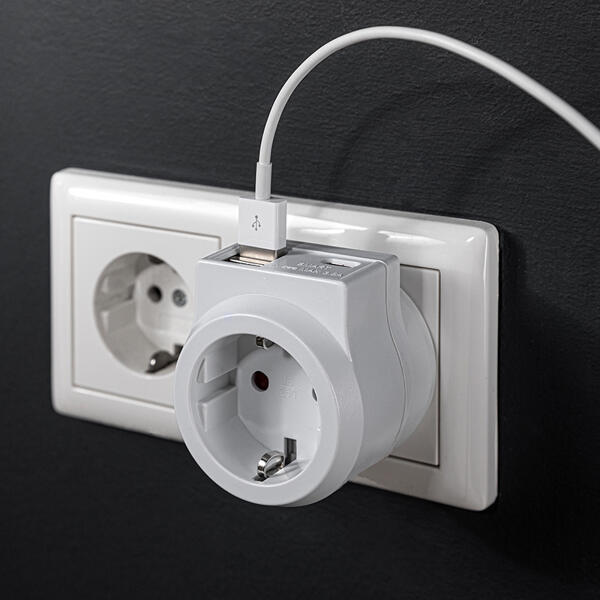 Steckdosenadapter