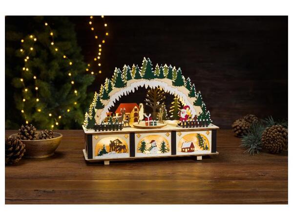 Dřevěný LED domek s pohyblivými figurkami