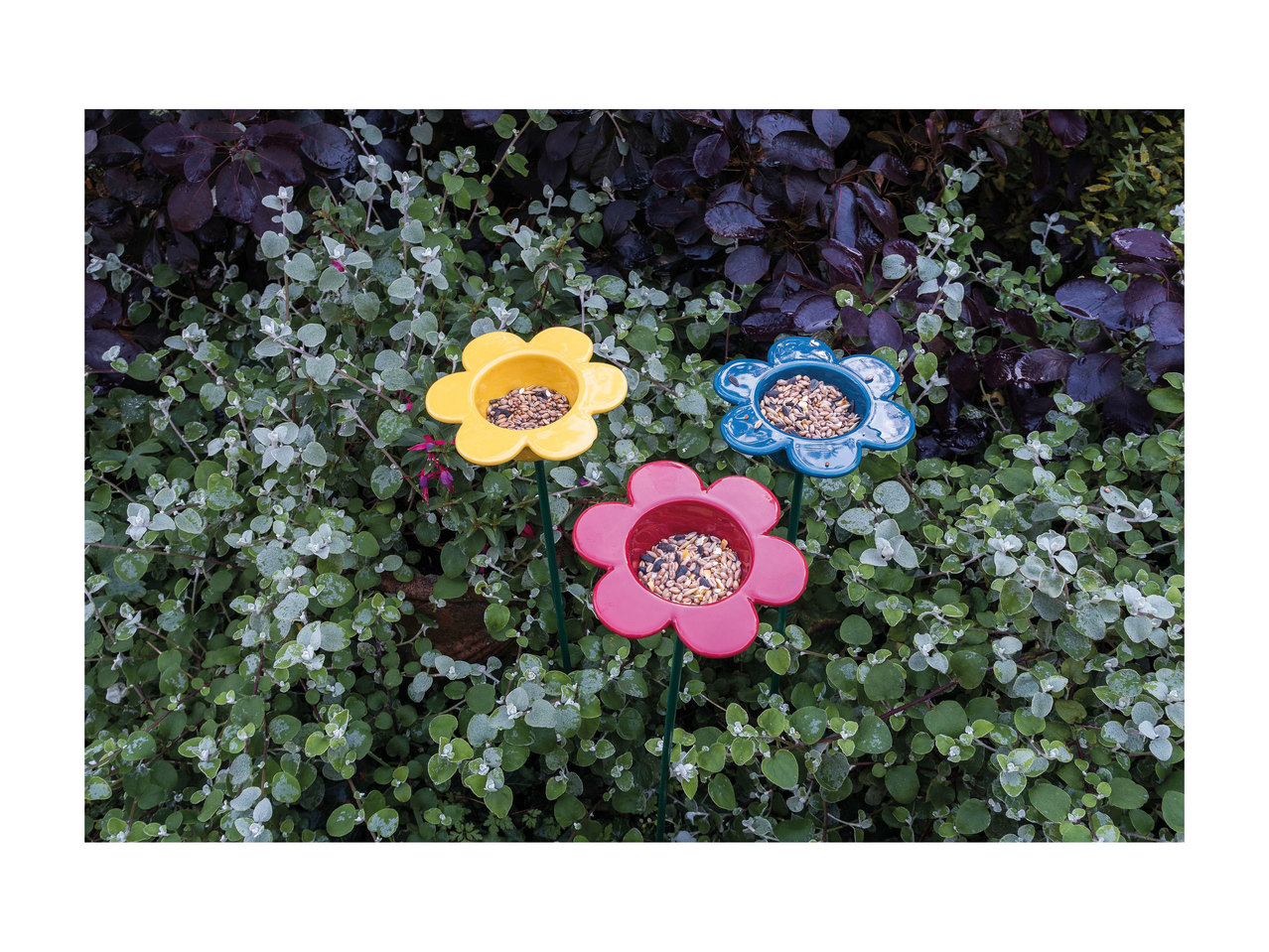 Everything Wildlife Ceramic Petal Bird Feeder1