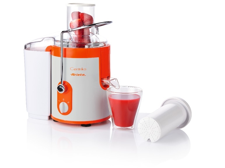 Compact juicer