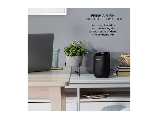Russell Hobbs Compact Dehumidifier